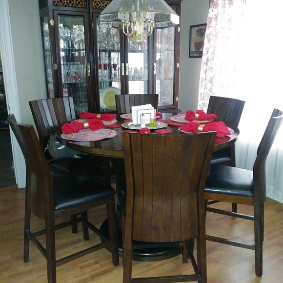 Meet your Posher, Lupe - Picture 1 of 1